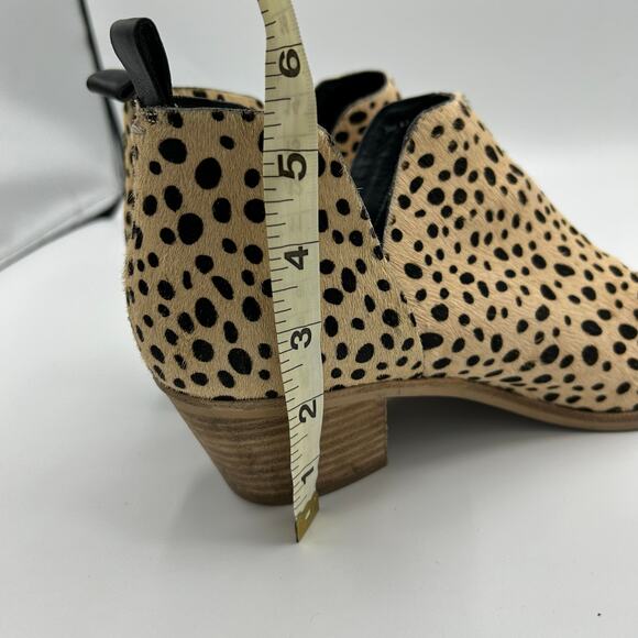 Dolce Vita‎ Booties 9.5 Calf Hair Dalmatian Spot Pointed Toe Ankle Boots 2" Heel - Picture 12 of 13